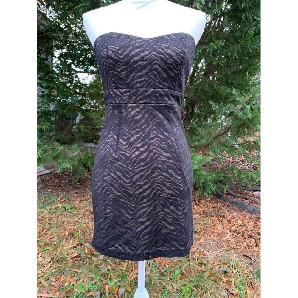 XXI Semi Formal Dance Party Dress Size Medium Black Zebra Stripes